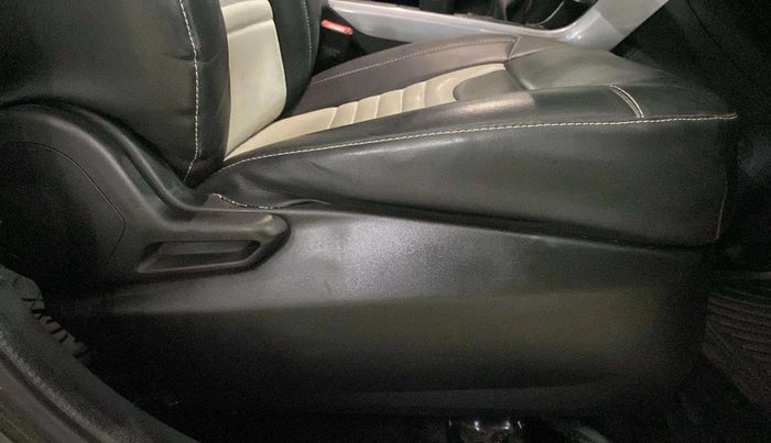 2022 Tata NEXON XM SUNROOF PETROL, Petrol, Manual, 37,856 km, Driver Side Adjustment Panel
