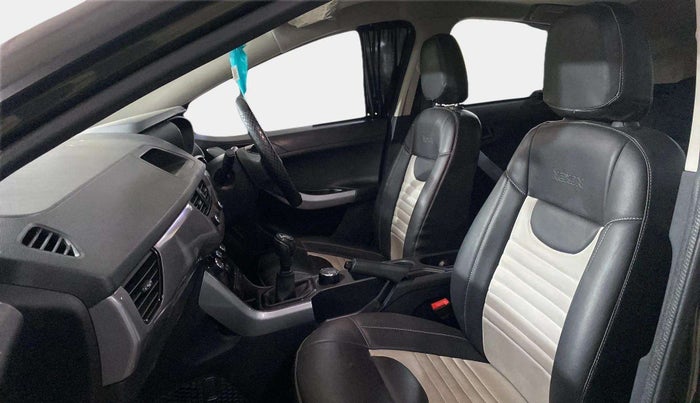 2022 Tata NEXON XM SUNROOF PETROL, Petrol, Manual, 37,856 km, Right Side Front Door Cabin