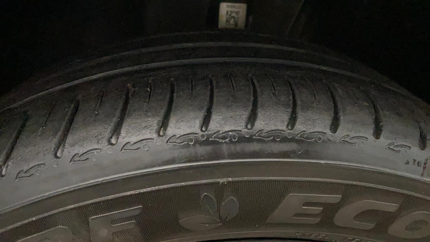 2024 Volkswagen VIRTUS GT PIUS 1.5 TSI, Petrol, Manual, 38,904 km, Left Front Tyre Tread