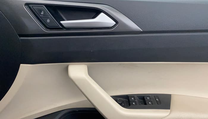 2024 Volkswagen VIRTUS GT PIUS 1.5 TSI, Petrol, Manual, 38,904 km, Driver Side Door Panels Control