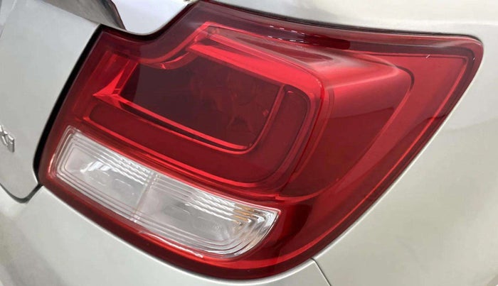 2018 Maruti Dzire VXI, Petrol, Manual, 36,188 km, Right tail light - Minor damage