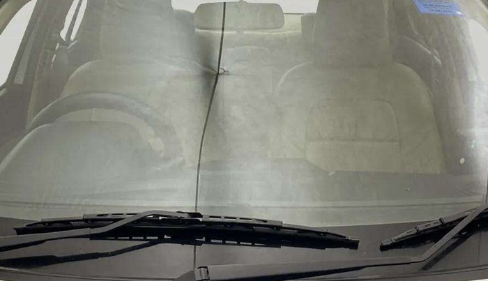 2018 Maruti Dzire VXI, Petrol, Manual, 36,188 km, Front windshield - Minor spot on windshield
