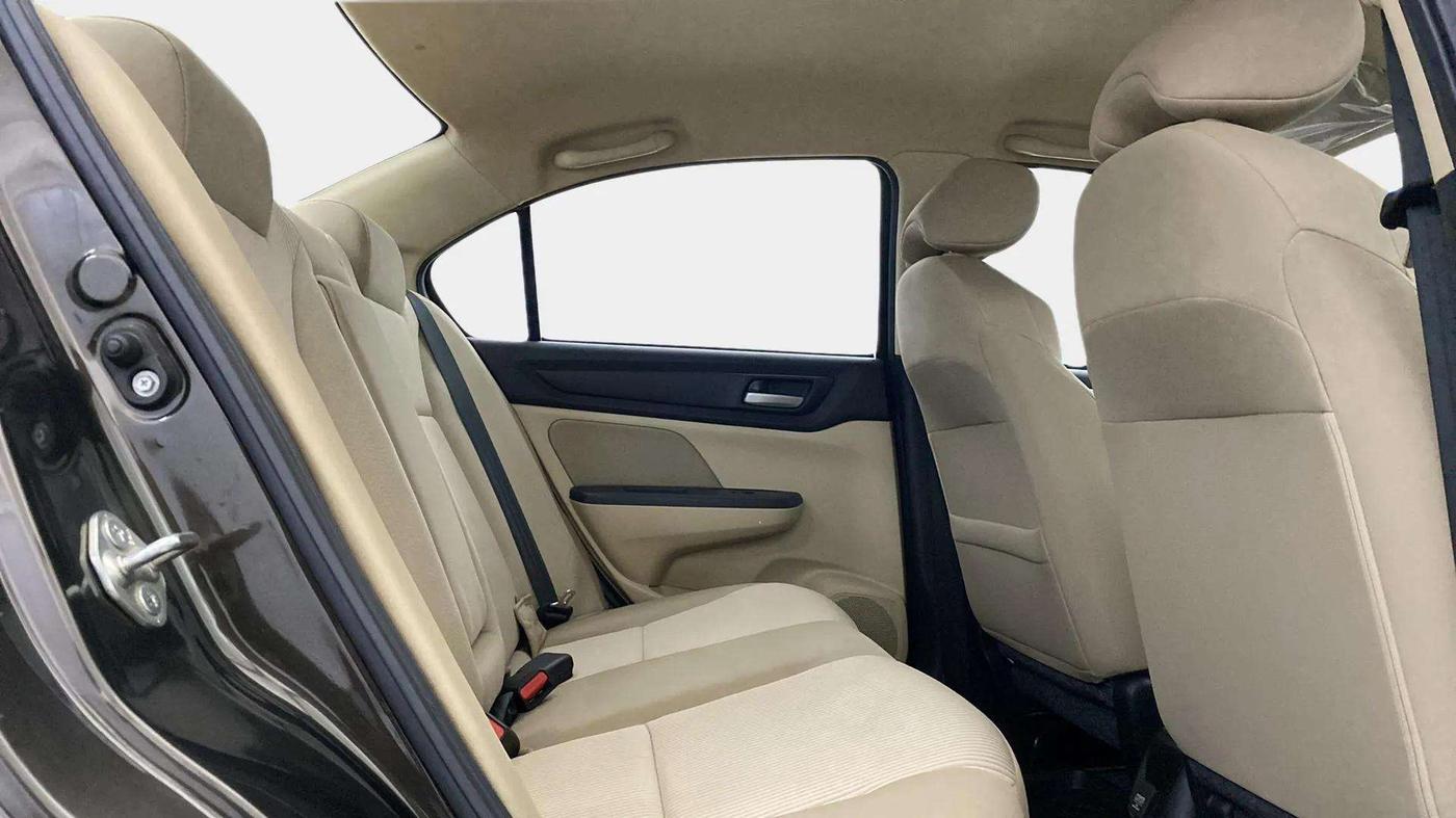 2023 Honda Amaze 1.2L I-VTEC S, Petrol, Manual, 2,344 km, Right Side Rear Door Cabin