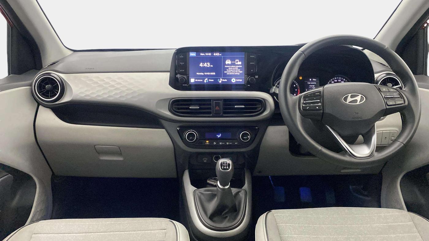 2023 Hyundai GRAND I10 NIOS ASTA 1.2 KAPPA VTVT, Petrol, Manual, 10,633 km, Dashboard