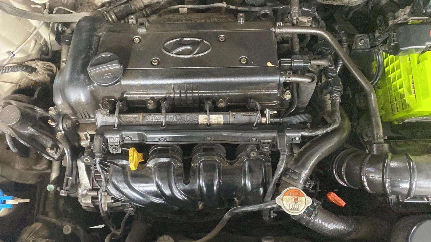2014 Hyundai Verna FLUIDIC 1.6 VTVT SX AT, Petrol, Automatic, 91,939 km, Open Bonet