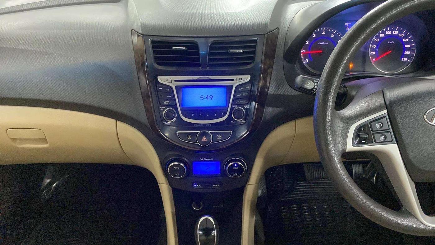 2014 Hyundai Verna FLUIDIC 1.6 VTVT SX AT, Petrol, Automatic, 91,939 km, Air Conditioner