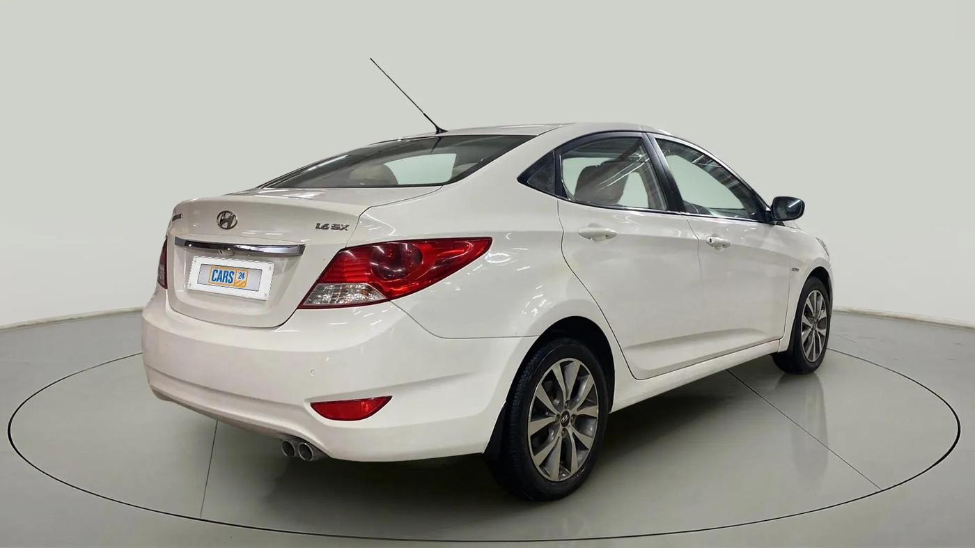 2014 Hyundai Verna FLUIDIC 1.6 VTVT SX AT, Petrol, Automatic, 91,939 km, Right Back Diagonal