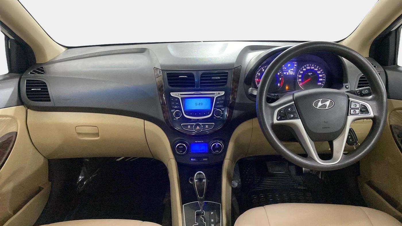 2014 Hyundai Verna FLUIDIC 1.6 VTVT SX AT, Petrol, Automatic, 91,939 km, Dashboard