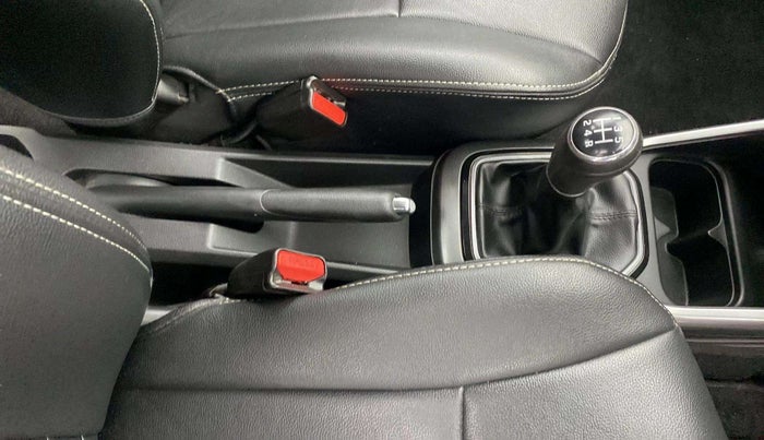 2021 Maruti IGNIS ALPHA 1.2, Petrol, Manual, 17,282 km, Gear Lever