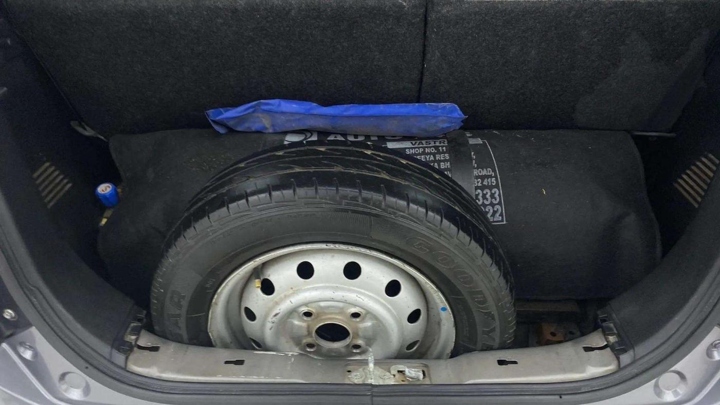 2014 Maruti Wagon R 1.0 LXI, CNG, Manual, 51,882 km, Boot Inside