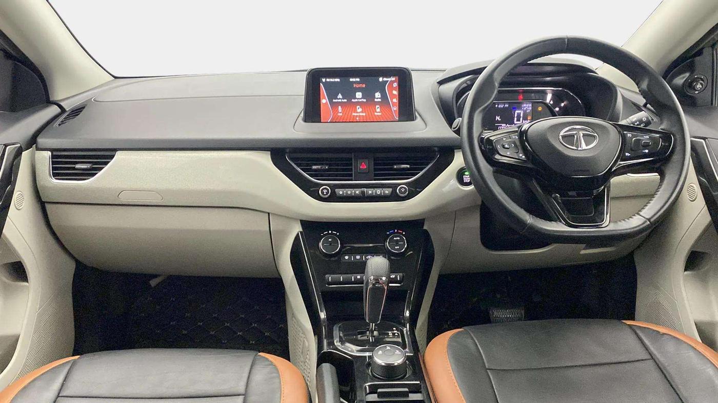 2020 Tata NEXON XZA PLUS (O) PETROL, Petrol, Automatic, 18,203 km, Dashboard