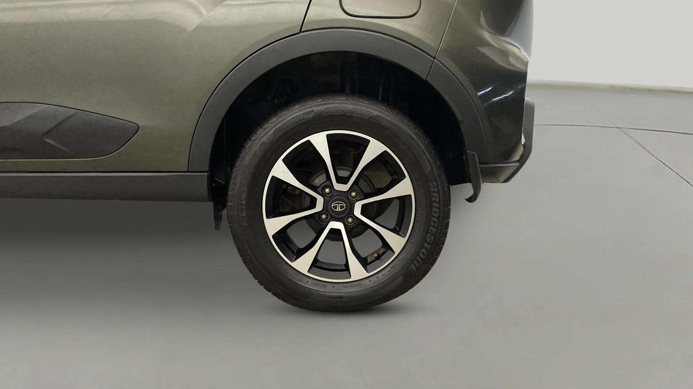 2020 Tata NEXON XZA PLUS (O) PETROL, Petrol, Automatic, 18,203 km, Left Rear Wheel