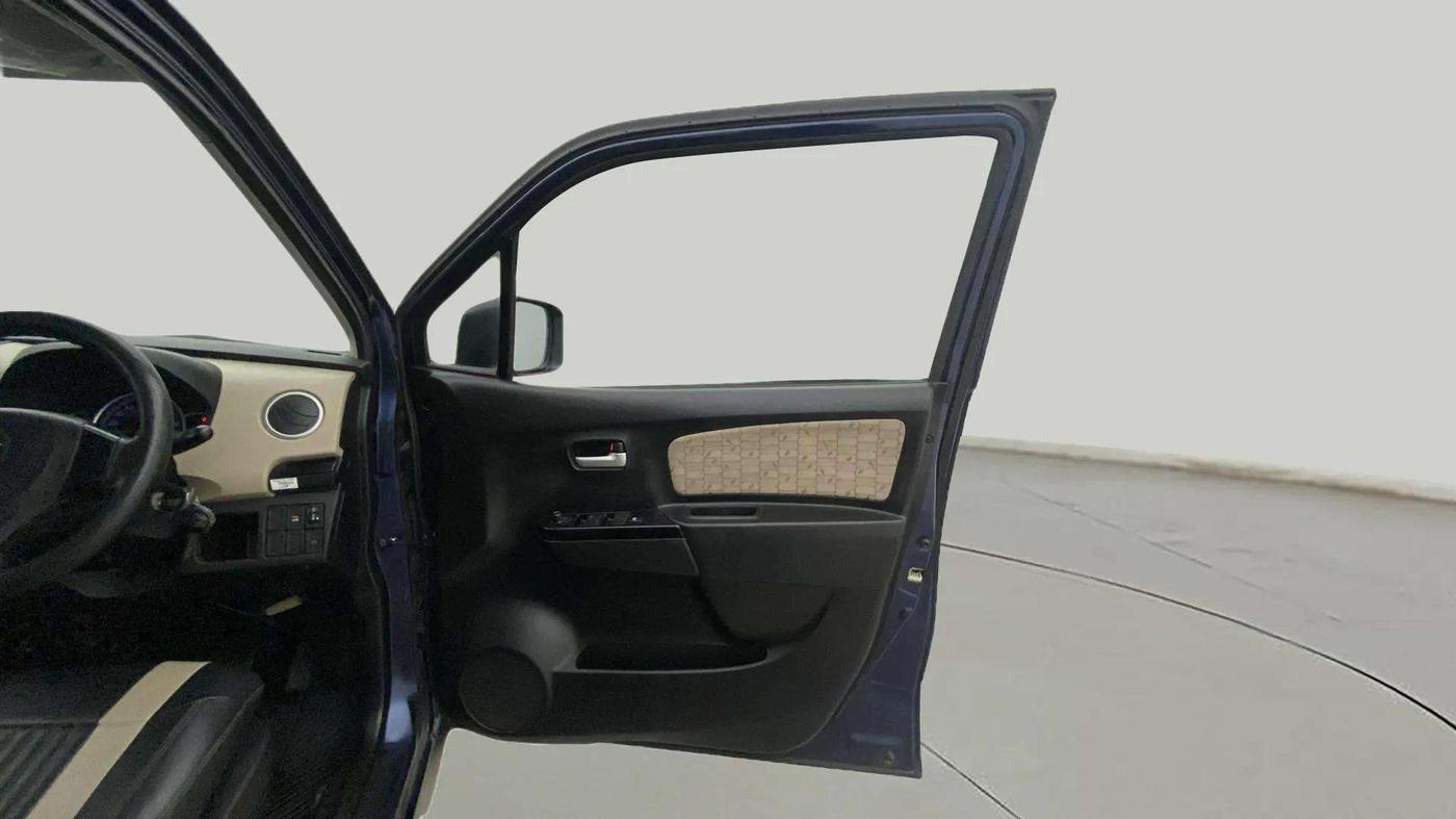 2017 Maruti Wagon R 1.0 VXI AMT, Petrol, Automatic, 25,326 km, RHS Front Door