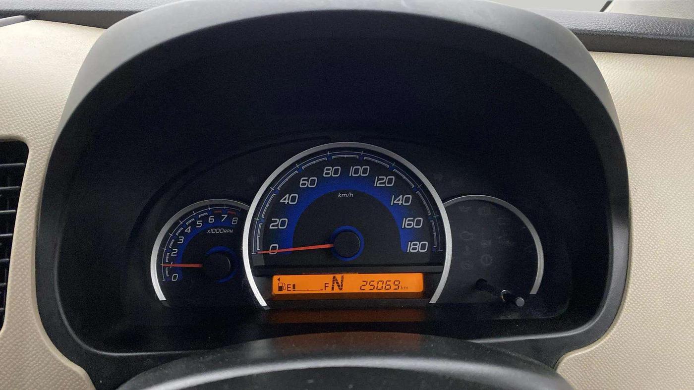 2017 Maruti Wagon R 1.0 VXI AMT, Petrol, Automatic, 25,326 km, Odometer Image