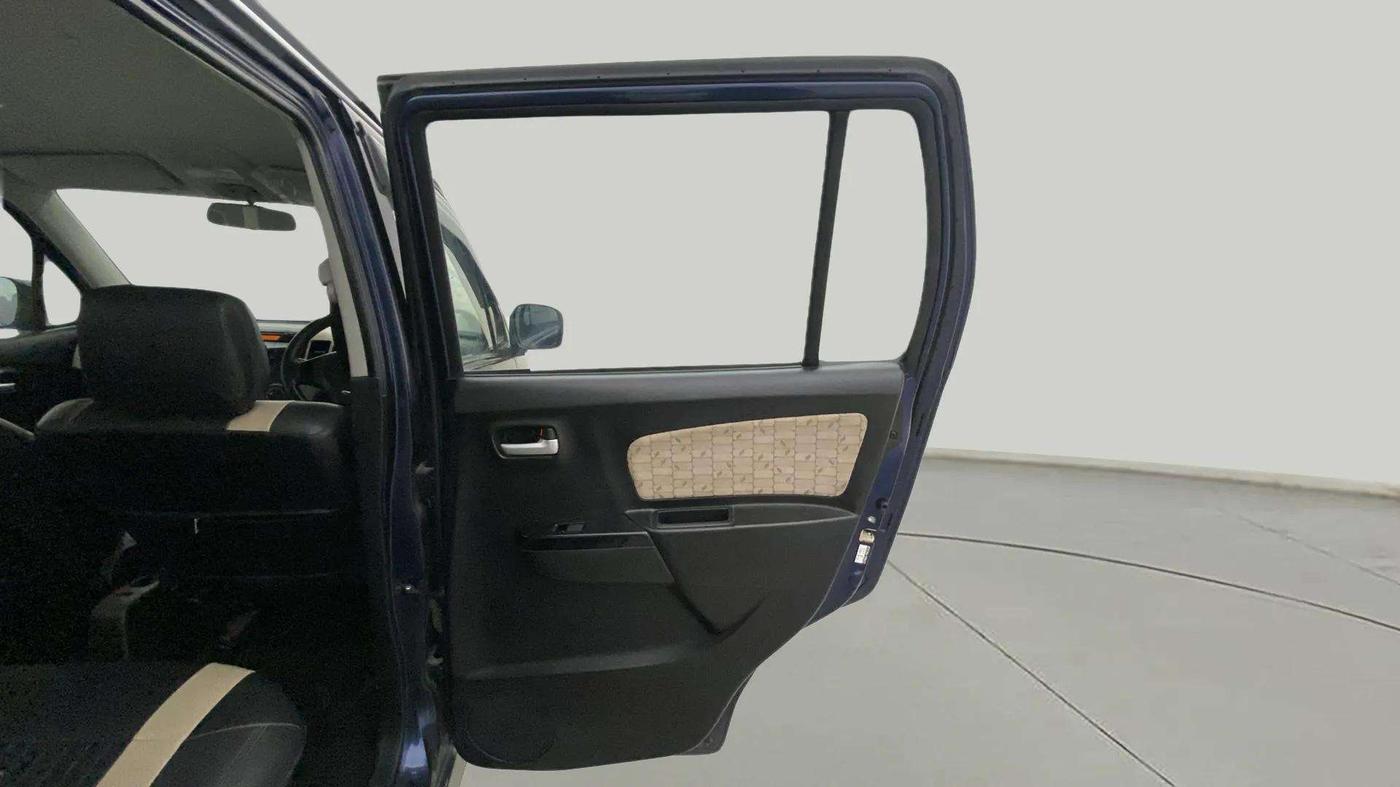 2017 Maruti Wagon R 1.0 VXI AMT, Petrol, Automatic, 25,326 km, RHS Rear Door