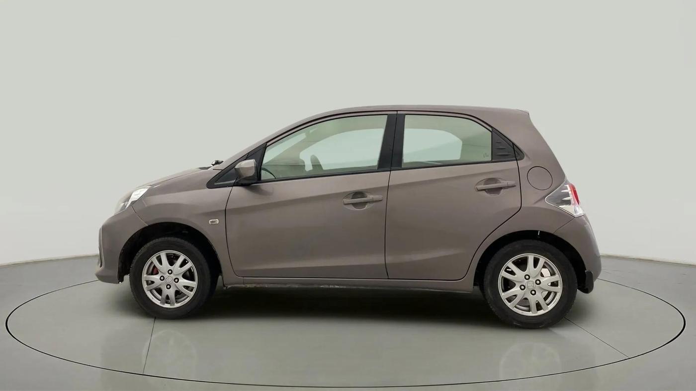 2013 Honda Brio V MT, CNG, Manual, 82,162 km, Left Side