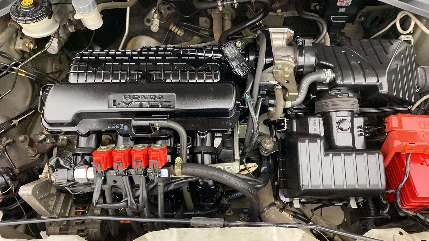 2013 Honda Brio V MT, CNG, Manual, 82,162 km, Open Bonet