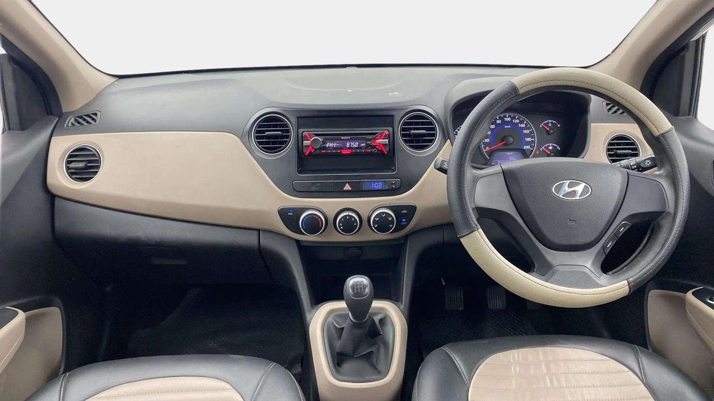 2015 Hyundai Grand i10 MAGNA 1.2 KAPPA VTVT, Petrol, Manual, 24,383 km, Dashboard