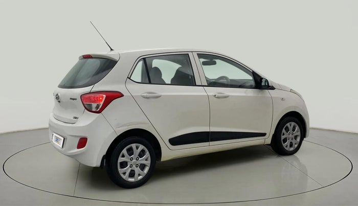 2015 Hyundai Grand i10 MAGNA 1.2 KAPPA VTVT, Petrol, Manual, 24,142 km, Right Back Diagonal