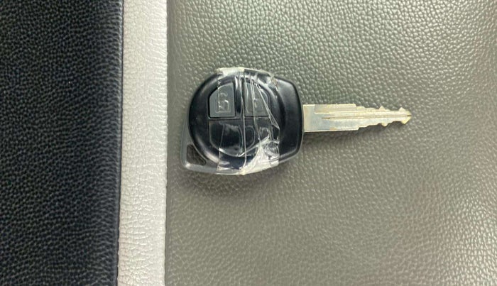 2019 Maruti Alto VXI, Petrol, Manual, 10,932 km, Key Close Up