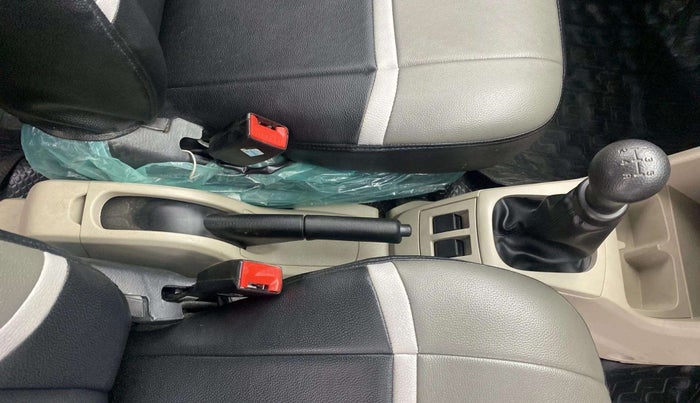 2019 Maruti Alto VXI, Petrol, Manual, 10,932 km, Gear Lever