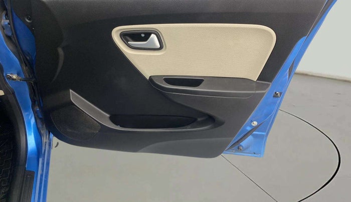 2019 Maruti Alto VXI, Petrol, Manual, 10,932 km, Driver Side Door Panels Control