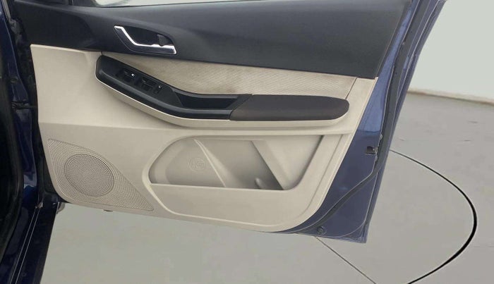 2023 Tata TIGOR XZ PLUS CNG, CNG, Manual, 43,616 km, Driver Side Door Panels Control