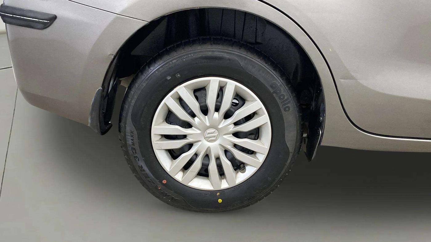 2018 Maruti Dzire VXI, Petrol, Manual, 58,157 km, Right Rear Wheel