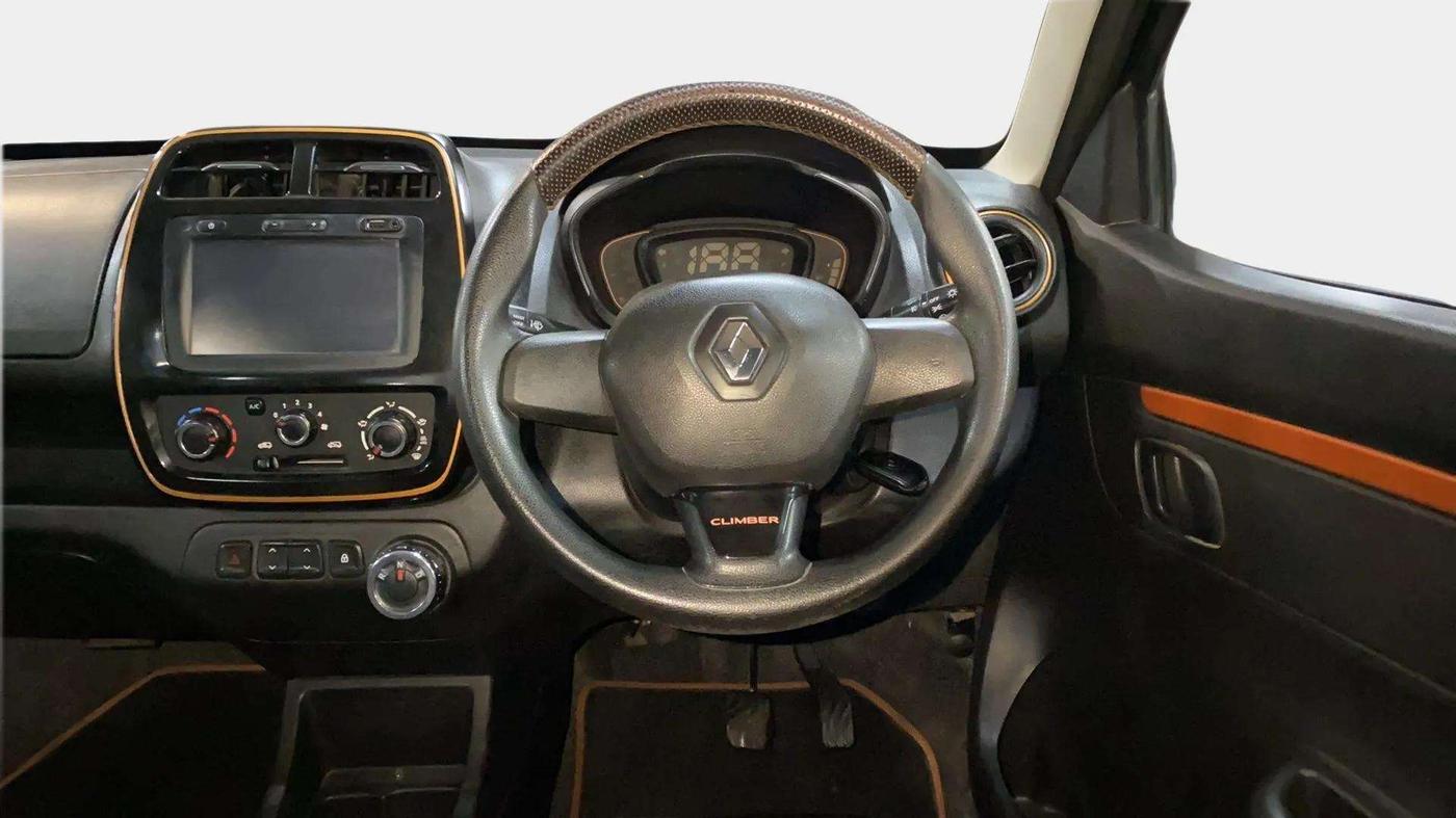 2018 Renault Kwid CLIMBER 1.0 AMT, Petrol, Automatic, 38,433 km, Steering Wheel Close Up