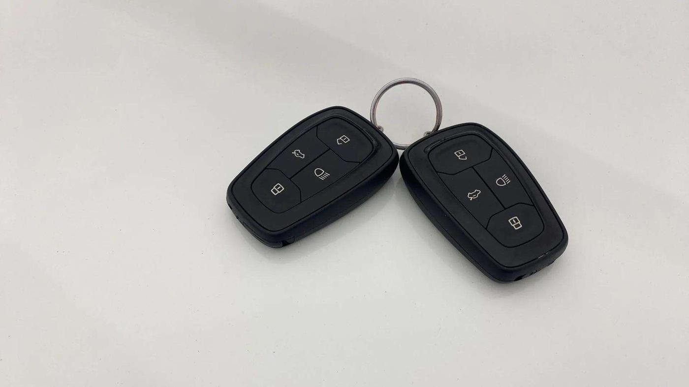 2023 Tata NEXON XZA PLUS DIESEL, Diesel, Automatic, 16,048 km, Key Close Up