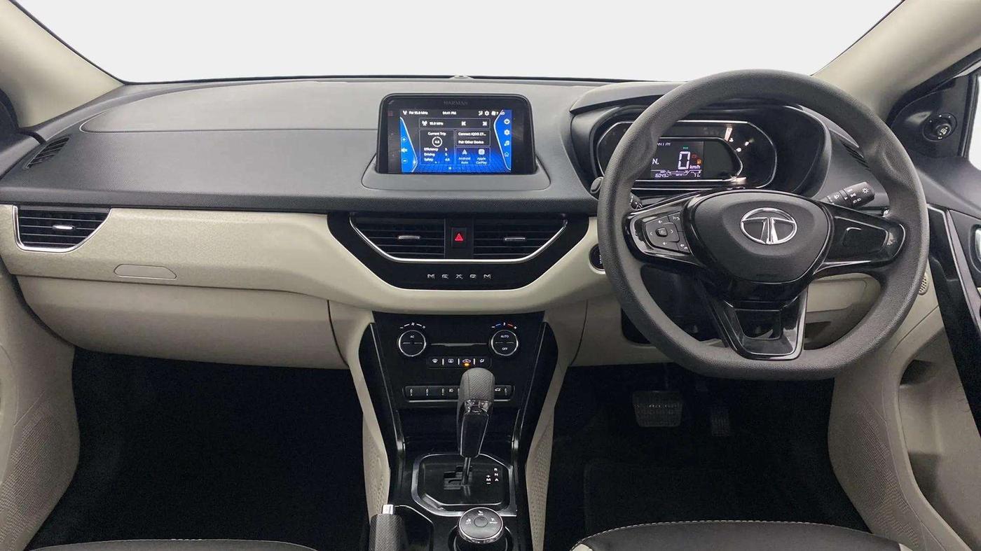 2023 Tata NEXON XZA PLUS DIESEL, Diesel, Automatic, 16,048 km, Dashboard