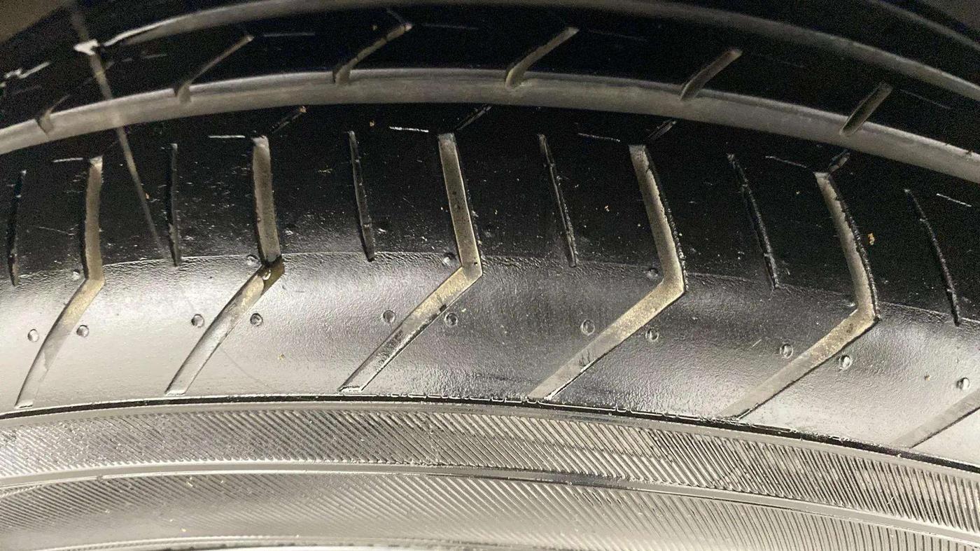 2022 Maruti Celerio ZXI PLUS AGS, Petrol, Automatic, 7,032 km, Right Front Tyre Tread