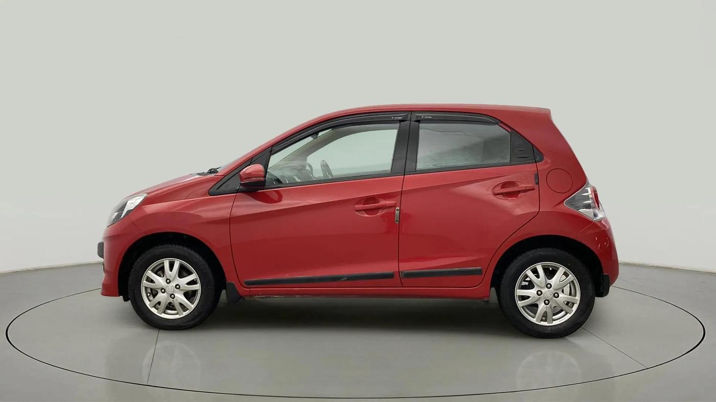 2015 Honda Brio VX MT, Petrol, Manual, 85,957 km, Left Side