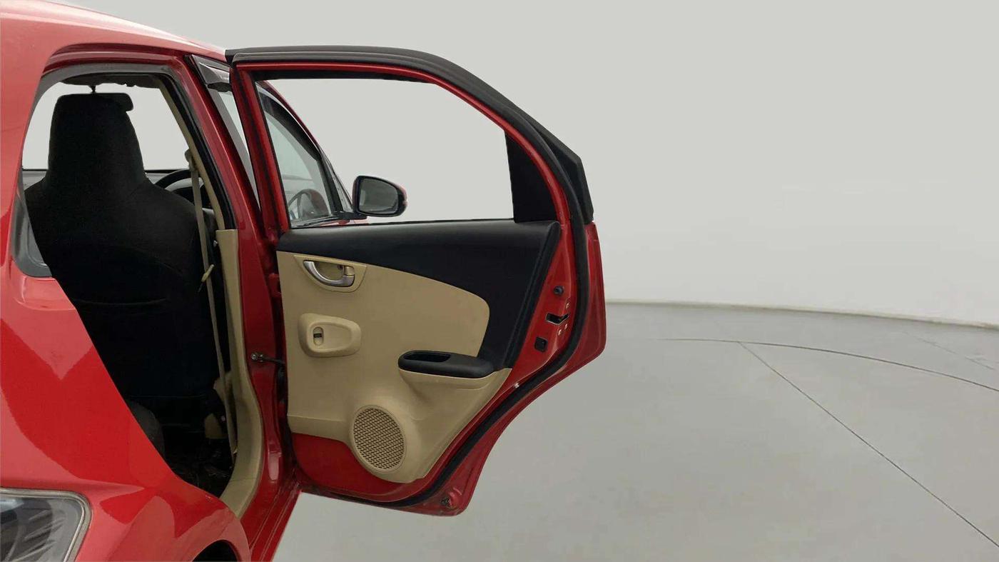 2015 Honda Brio VX MT, Petrol, Manual, 85,957 km, RHS Rear Door