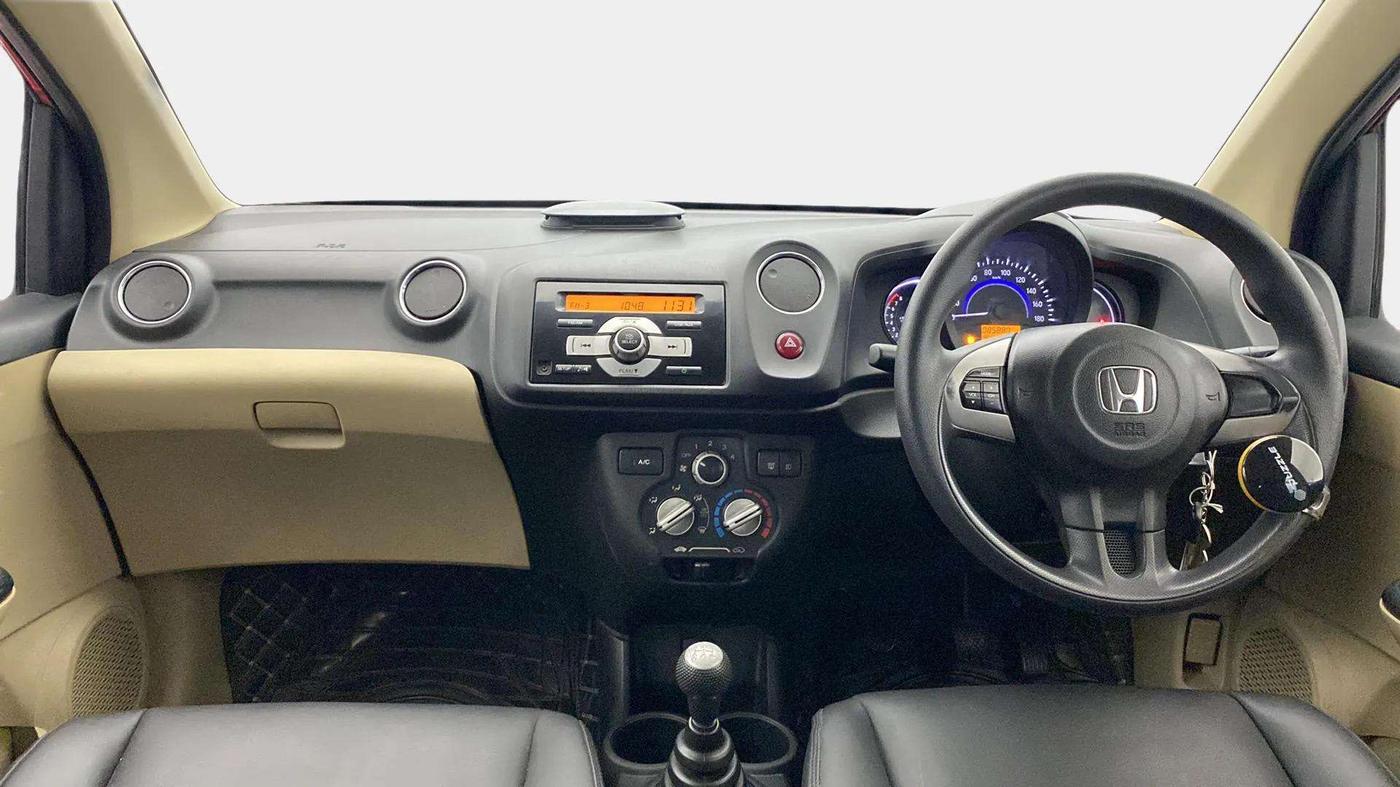 2015 Honda Brio VX MT, Petrol, Manual, 85,957 km, Dashboard