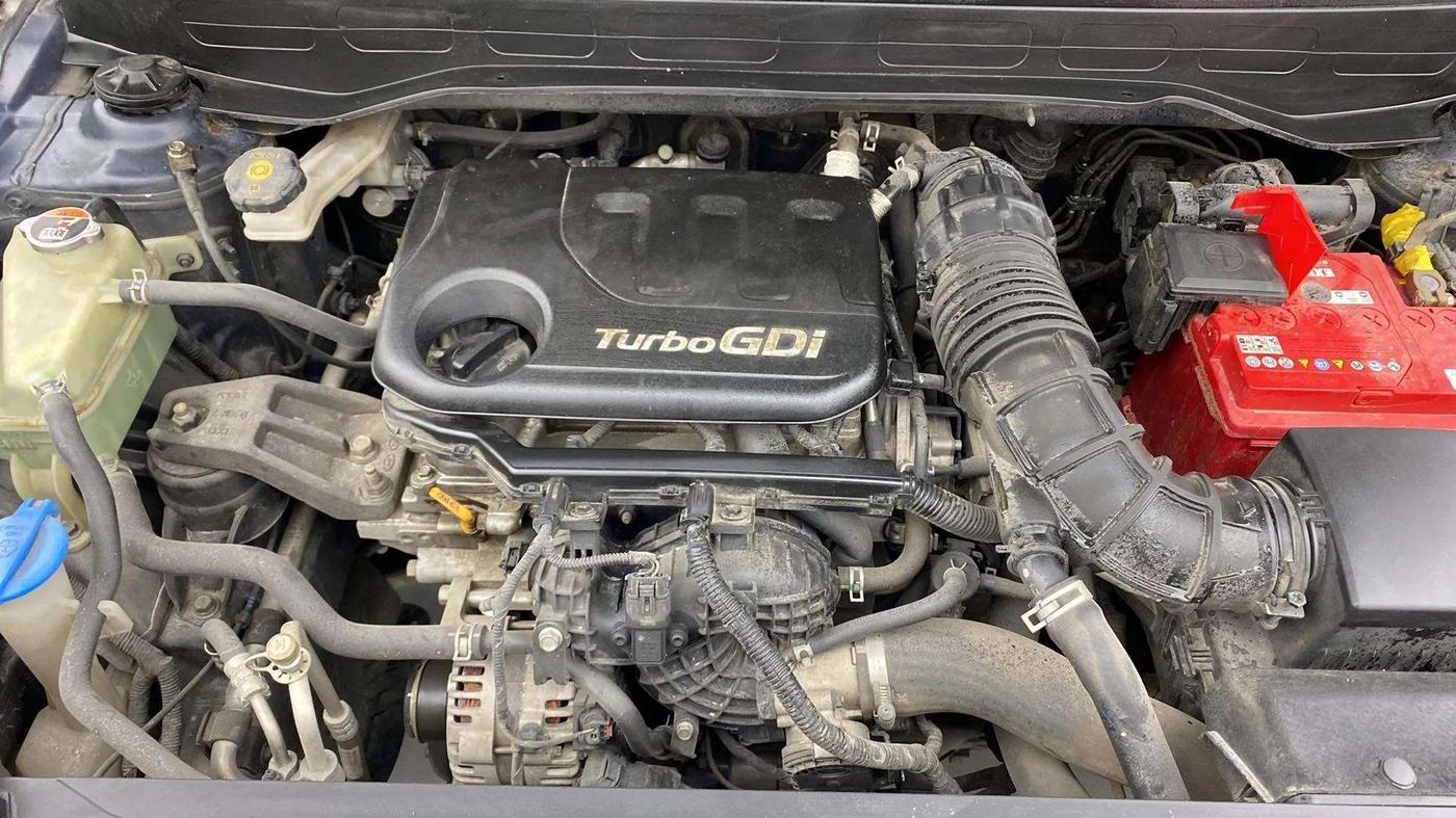 2020 Hyundai VENUE SX 1.0 TURBO, Petrol, Manual, 69,540 km, Engine View