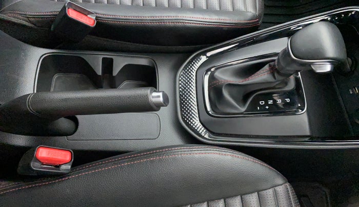 2021 KIA SONET GTX PLUS 1.5 AT, Diesel, Automatic, 38,779 km, Gear Lever