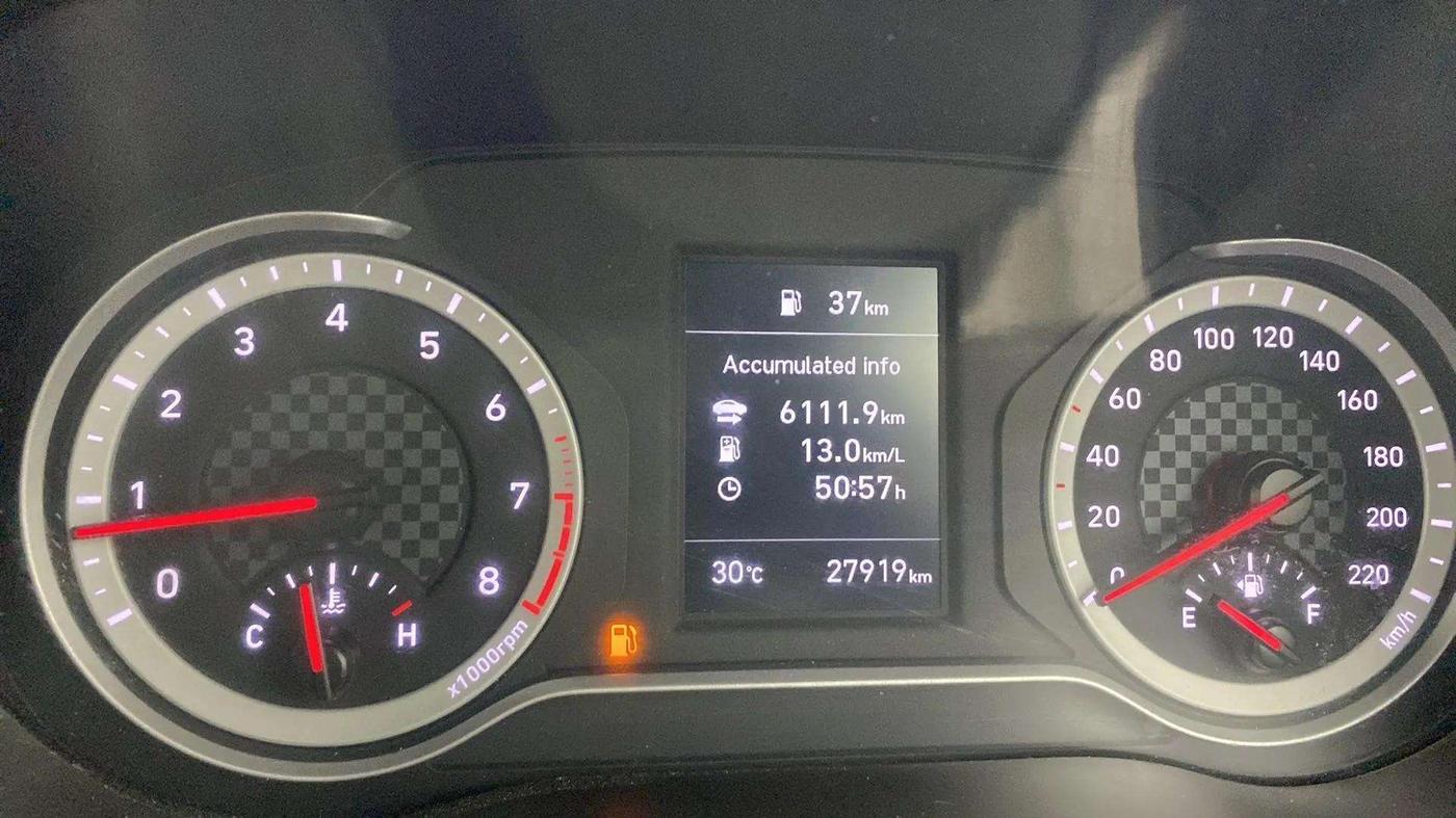 2023 Hyundai GRAND I10 NIOS SPORTZ 1.2 KAPPA VTVT DUAL TONE, Petrol, Manual, 27,994 km, Odometer Image