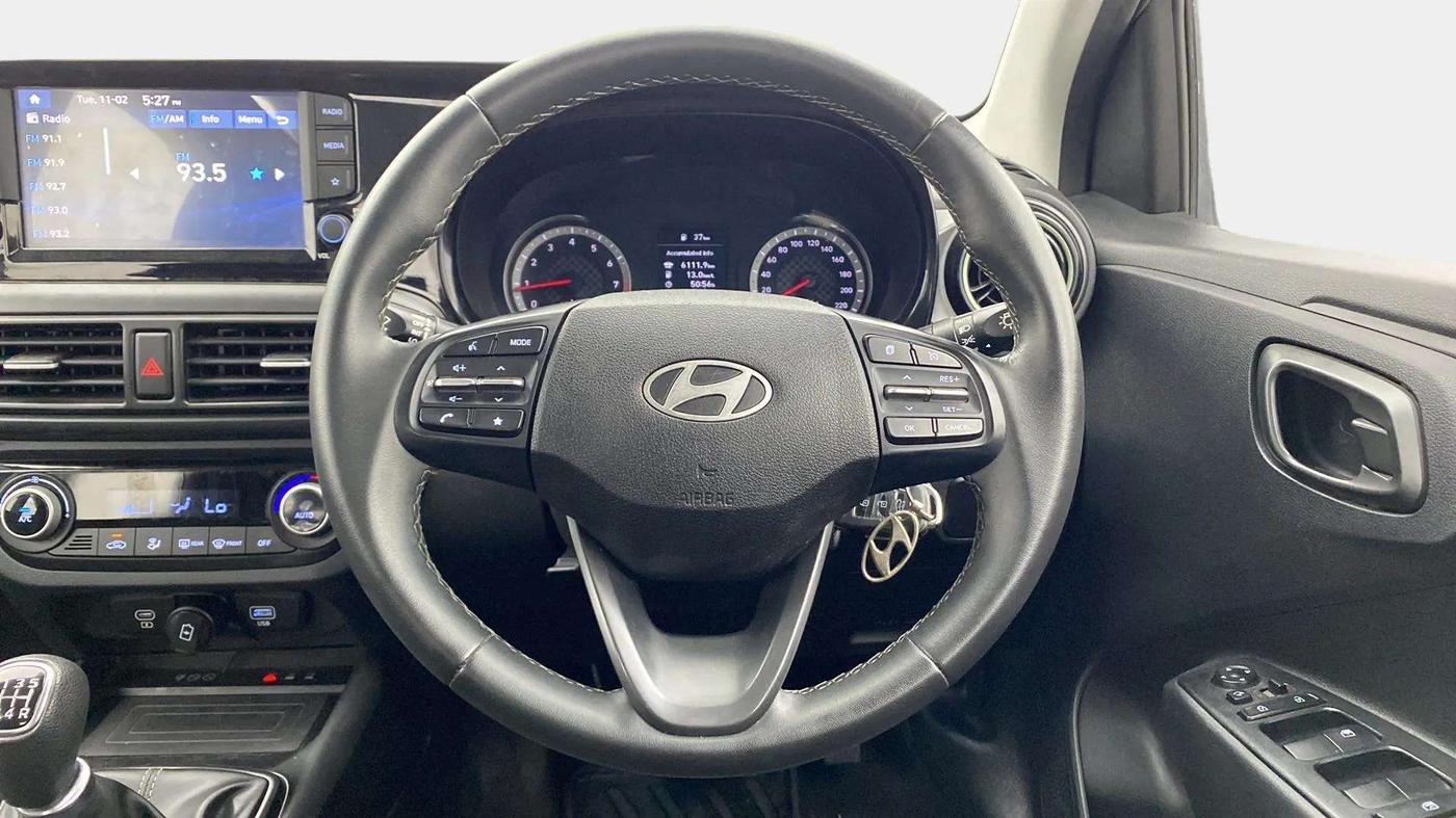 2023 Hyundai GRAND I10 NIOS SPORTZ 1.2 KAPPA VTVT DUAL TONE, Petrol, Manual, 27,994 km, Steering Wheel Close Up