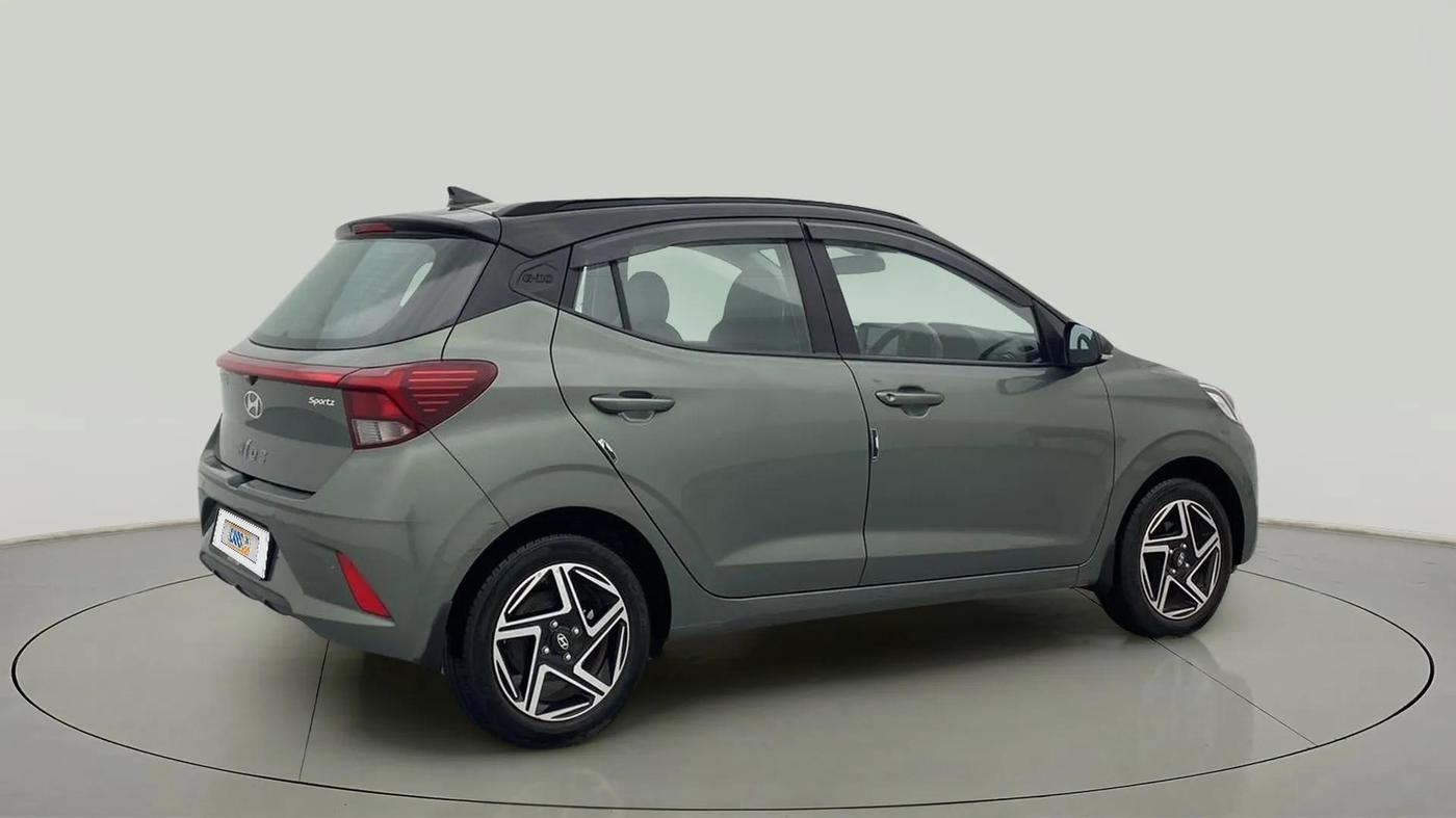 2023 Hyundai GRAND I10 NIOS SPORTZ 1.2 KAPPA VTVT DUAL TONE, Petrol, Manual, 27,994 km, Right Back Diagonal