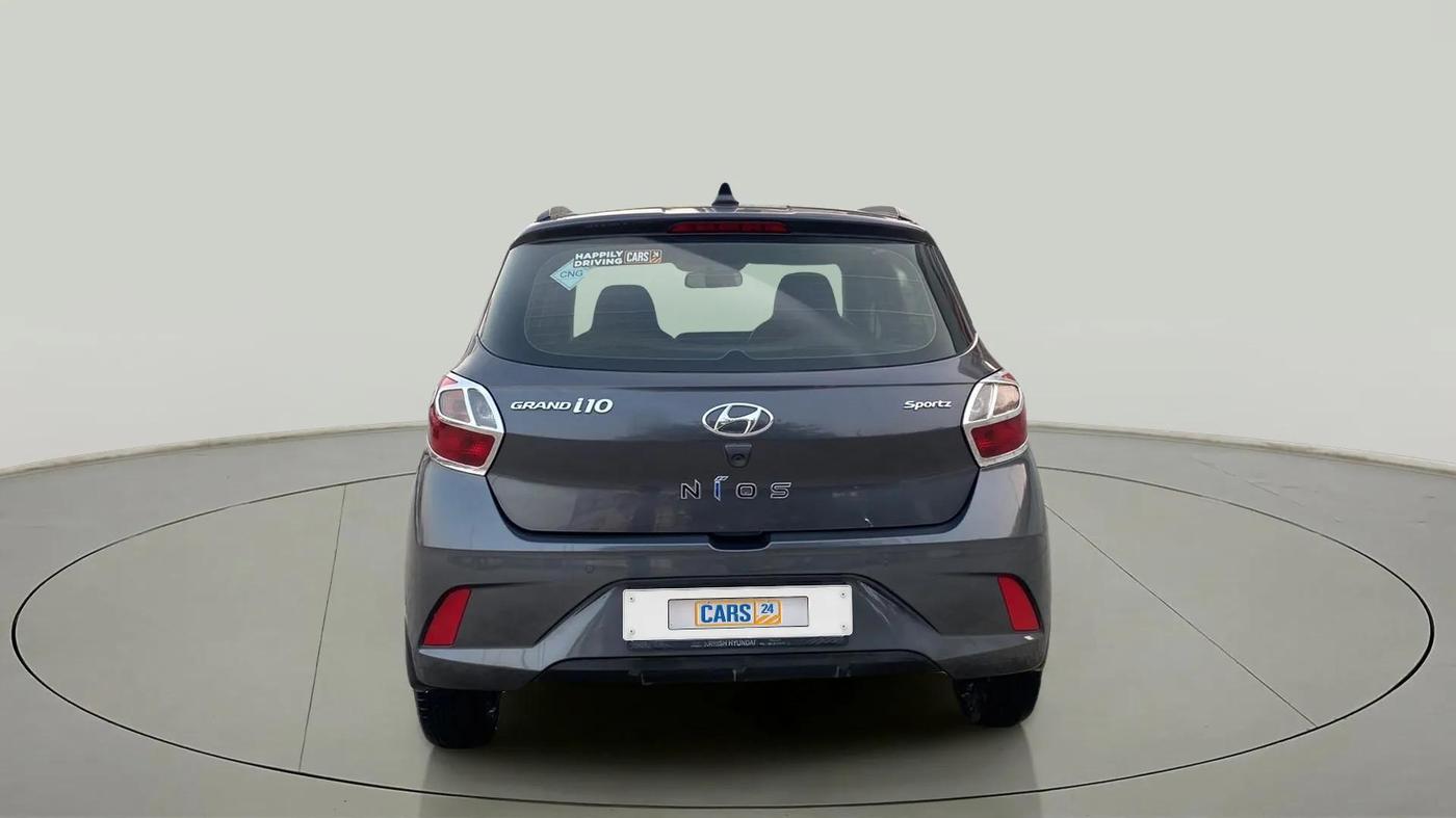 2022 Hyundai GRAND I10 NIOS SPORTZ 1.2 KAPPA VTVT CNG, CNG, Manual, 34,100 km, Back/Rear