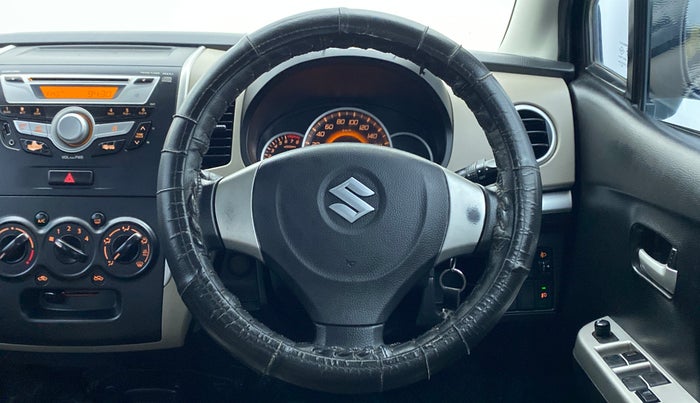2016 Maruti Wagon R 1.0 VXI, Petrol, Manual, 28,531 km, Steering Wheel Close Up