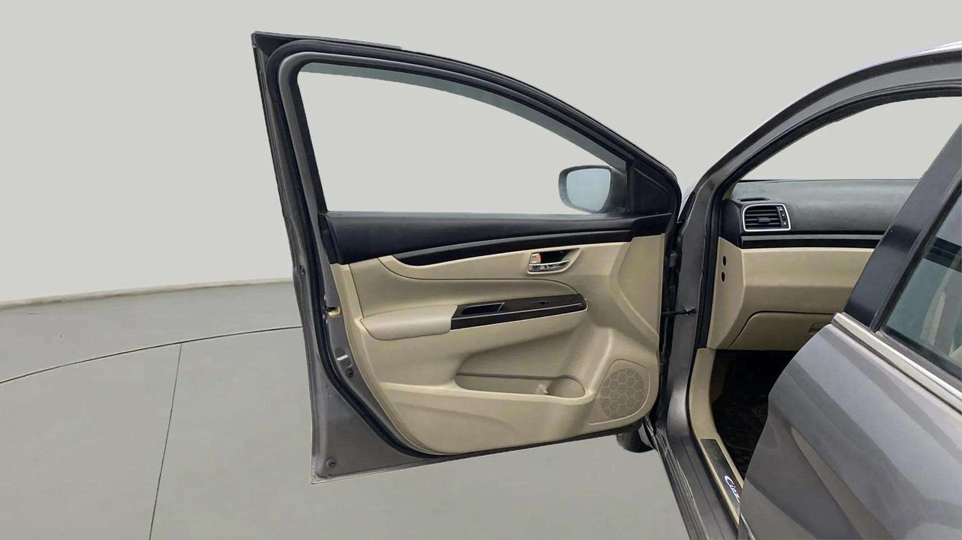 2017 Maruti Ciaz ALPHA  AT 1.4  PETROL, Petrol, Automatic, 98,050 km, LHS Front Door