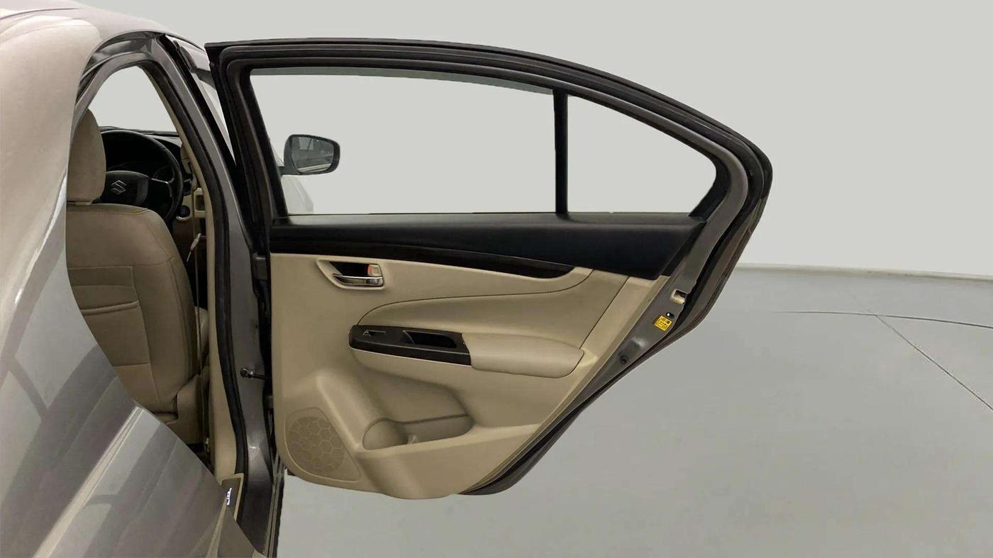 2017 Maruti Ciaz ALPHA  AT 1.4  PETROL, Petrol, Automatic, 98,050 km, RHS Rear Door