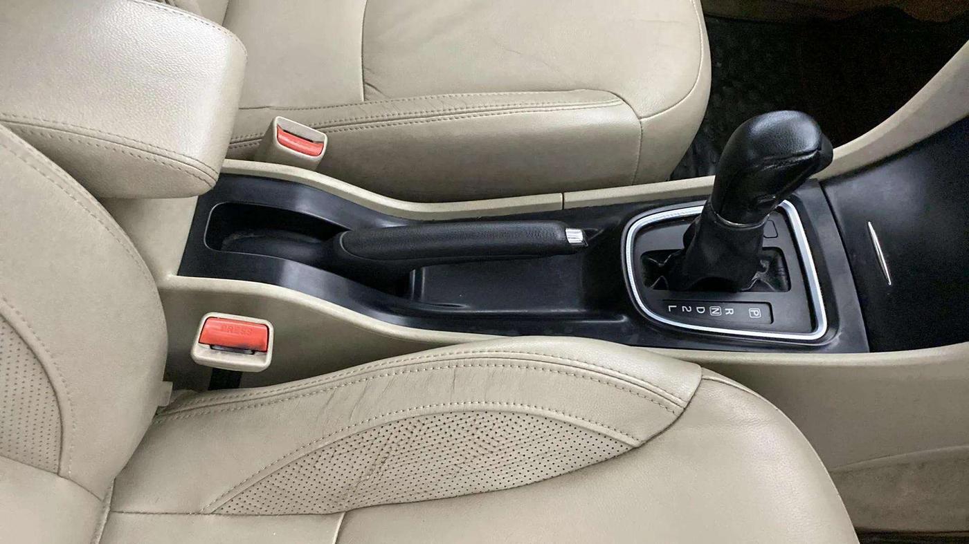 2017 Maruti Ciaz ALPHA  AT 1.4  PETROL, Petrol, Automatic, 98,050 km, Gear Lever