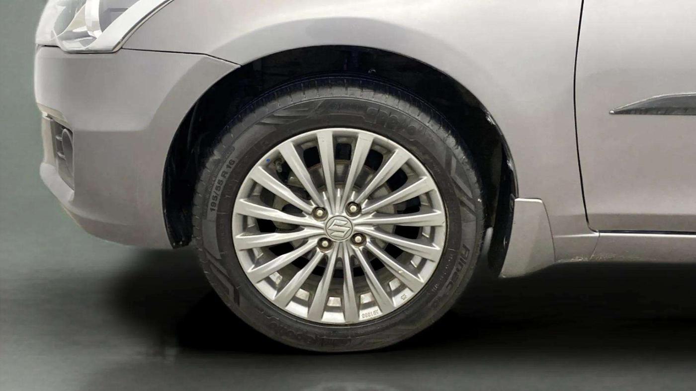 2017 Maruti Ciaz ALPHA  AT 1.4  PETROL, Petrol, Automatic, 98,050 km, Left Front Wheel
