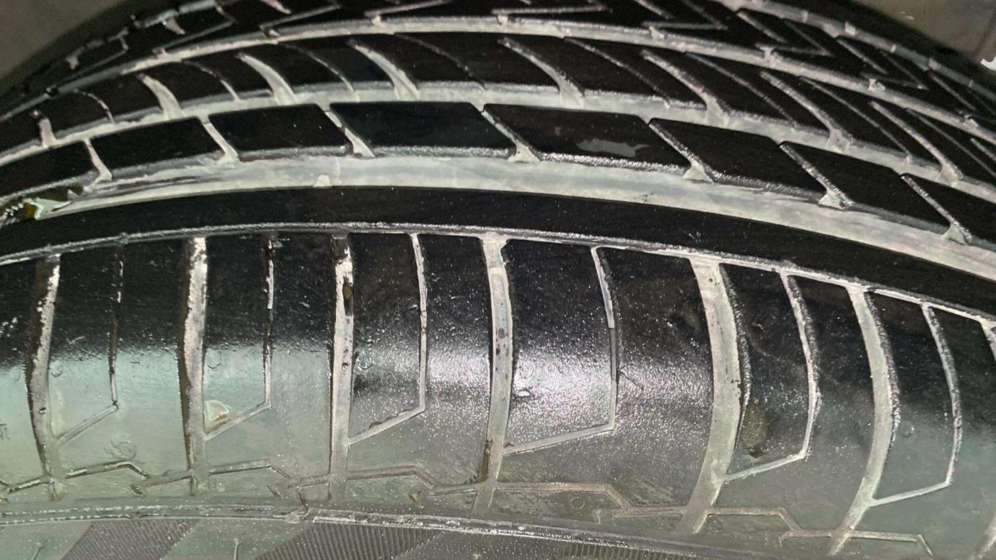 2018 Maruti Vitara Brezza ZDI, Diesel, Manual, 58,881 km, Right Front Tyre Tread