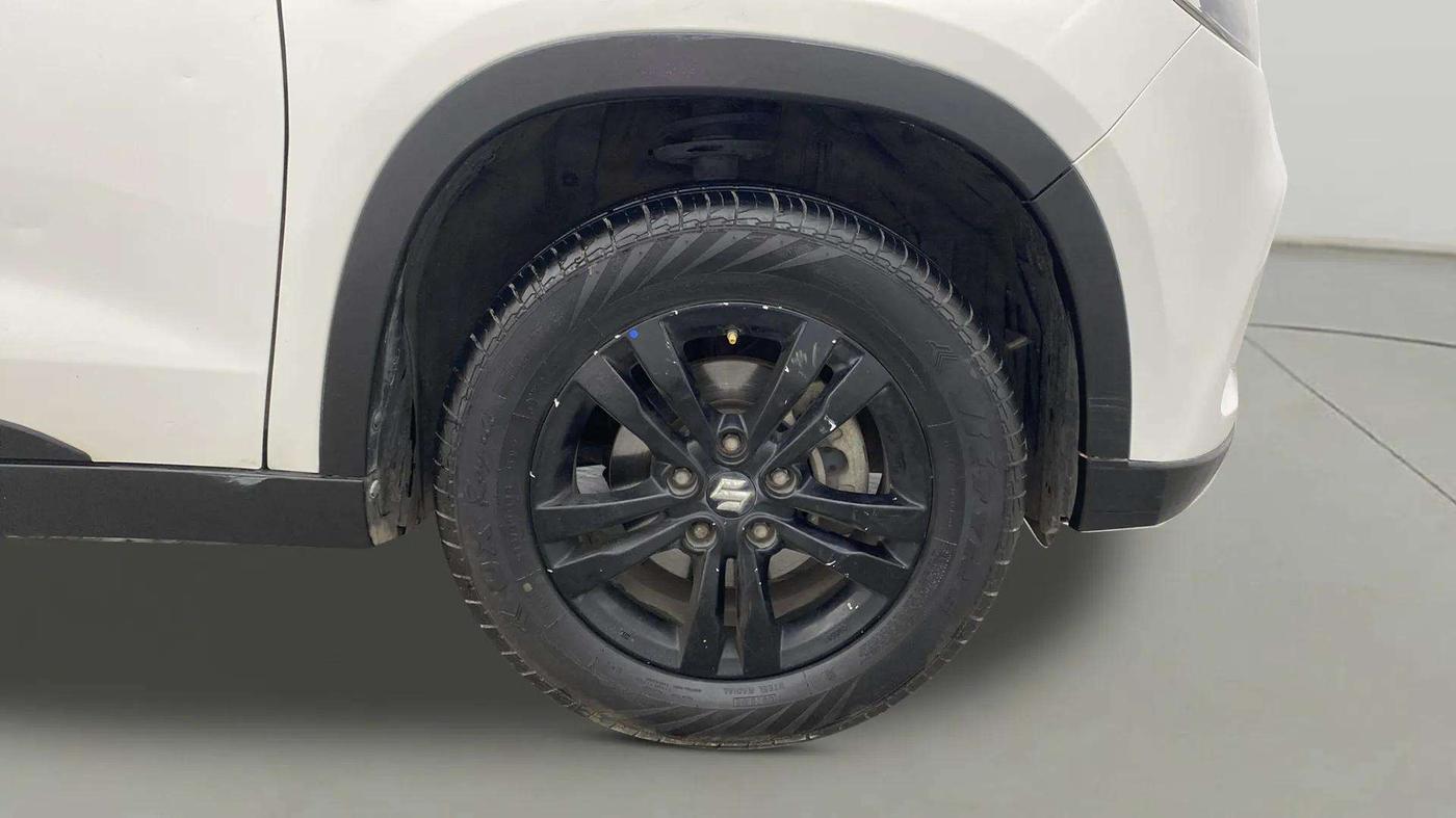 2018 Maruti Vitara Brezza ZDI, Diesel, Manual, 58,881 km, Right Front Wheel