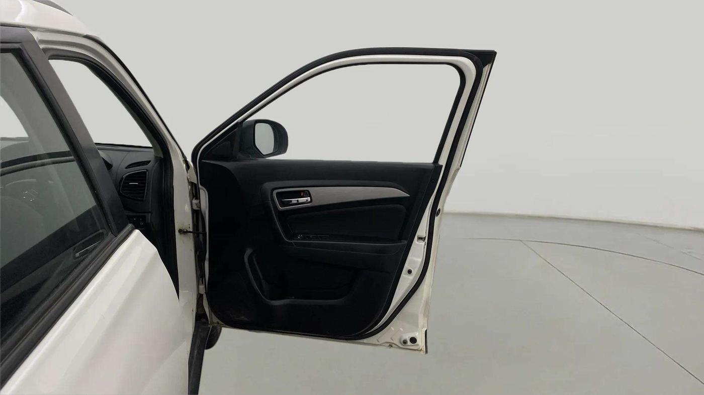 2018 Maruti Vitara Brezza ZDI, Diesel, Manual, 58,881 km, RHS Front Door
