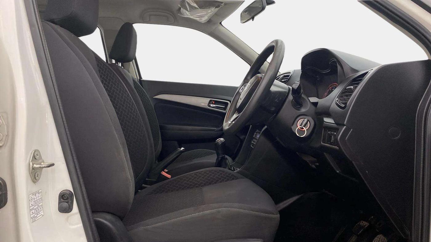 2018 Maruti Vitara Brezza ZDI, Diesel, Manual, 58,881 km, Right Side Front Door Cabin